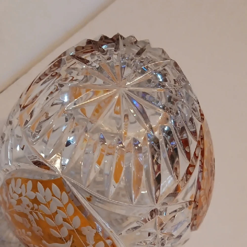 Julia Crystal Vase with Amber Accents